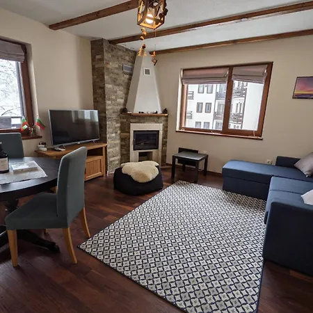 Lovely 1-bedroom With Mountain View *